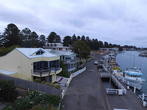 Edge17 Port Fairy Wharf - eAccommodation 21