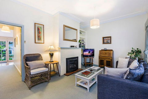 Edge17 Port Fairy Wharf - eAccommodation 0