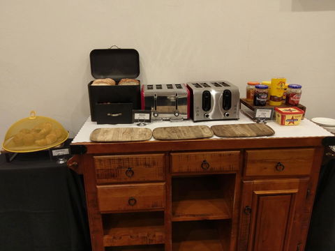 Ansonia On Lydiard - eAccommodation 16