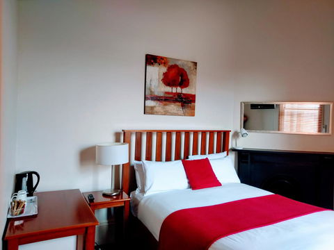 Ansonia On Lydiard - eAccommodation 35