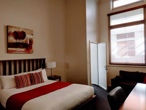 Ansonia On Lydiard - eAccommodation 43