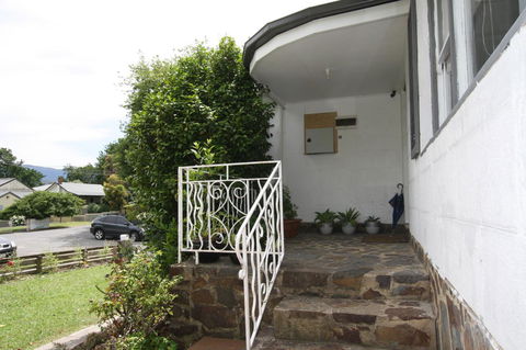 A Stroll Away - eAccommodation 12