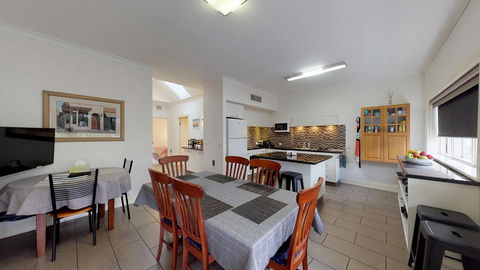 Austral Place 88 Via Merri River - eAccommodation 1