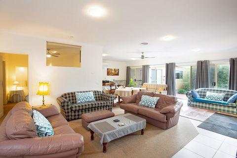 Austral Place 88 Via Merri River - eAccommodation 5
