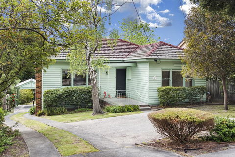 Hillside House - eAccommodation 0