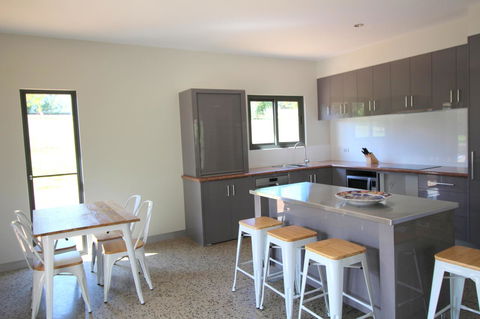 3 Bells Alpine Cottage - eAccommodation 13