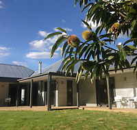 3 Bells Alpine Cottage - eAccommodation