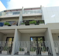 Melrose Apartments - eAccommodation