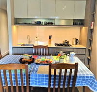 Camberwell Burke Road Apartment - eAccommodation