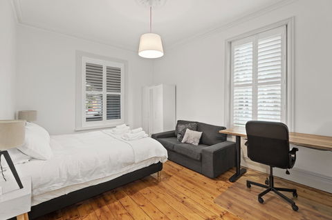 Work Sleep Live Melbourne - eAccommodation 2