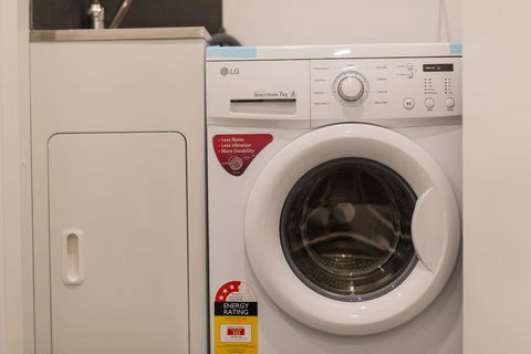 Astrina 2 Bed 2 Bath Apartment - eAccommodation 12