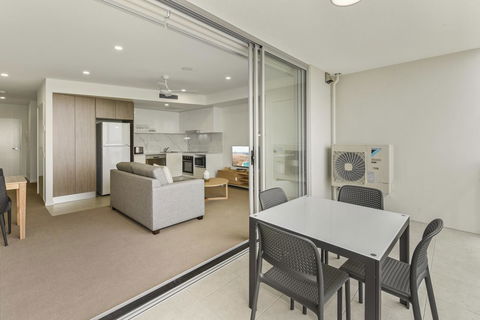 Aquarius Kawana - eAccommodation 22