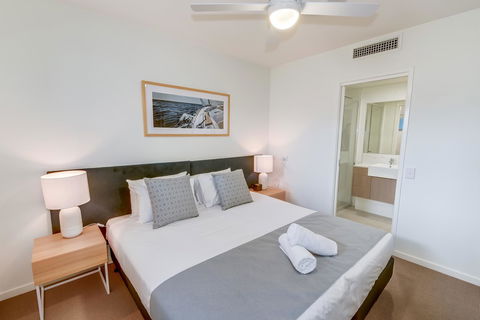 Aquarius Kawana - eAccommodation 9