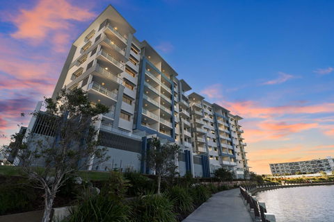 Aquarius Kawana - eAccommodation 14