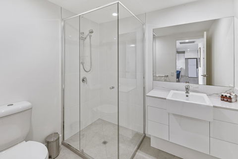 Aquarius Kawana - eAccommodation 10