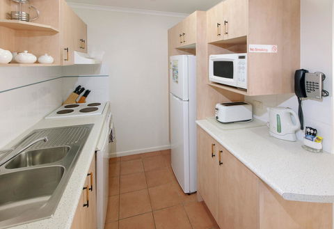 Rainbow Getaway Holiday Apartments - eAccommodation 25