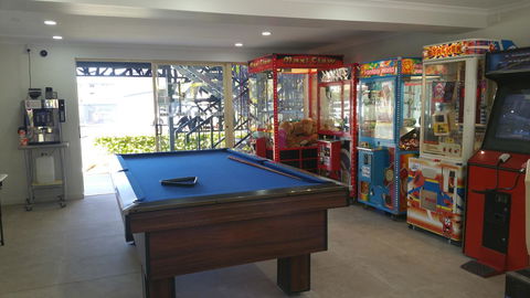 Alex Beach Cabins And Tourist Park - eAccommodation 14