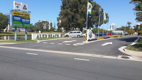 Alex Beach Cabins And Tourist Park - eAccommodation 19