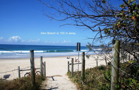 Alex Beach Cabins And Tourist Park - eAccommodation 16