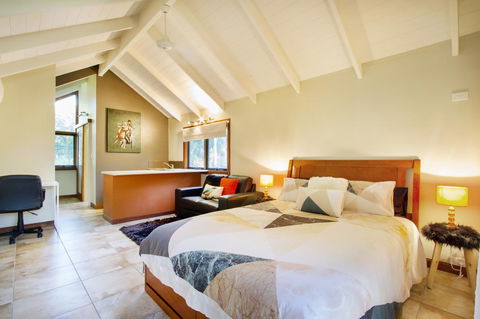 Airlie Beach Eco Cabins - Adults Only - eAccommodation 13