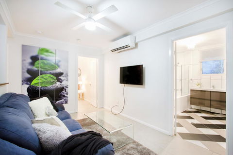 Airlie Beach Eco Cabins - Adults Only - eAccommodation 41