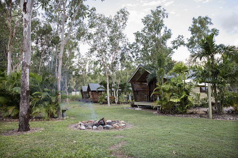 Airlie Beach Eco Cabins - Adults Only - eAccommodation 32