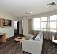 Hotel Grand Chancellor Townsville - eAccommodation