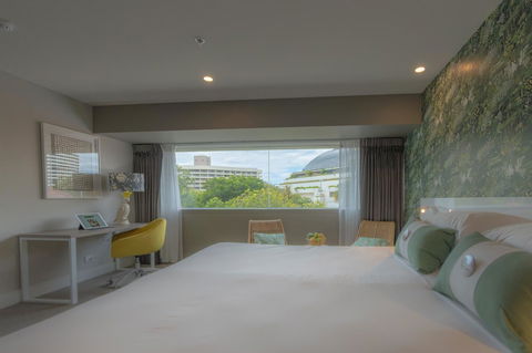 Pacific Hotel Cairns - eAccommodation 26