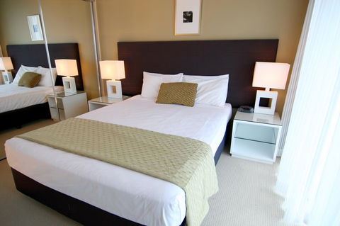 Mantra Towers Of Chevron - eAccommodation 14