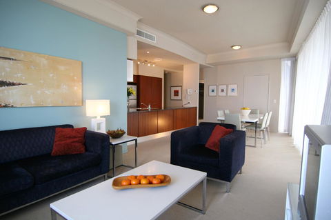 Mantra Towers Of Chevron - eAccommodation 17