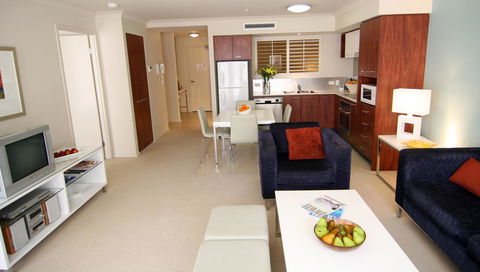 Mantra Towers Of Chevron - eAccommodation 15