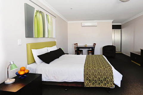 Drovers Motor Inn - eAccommodation 9