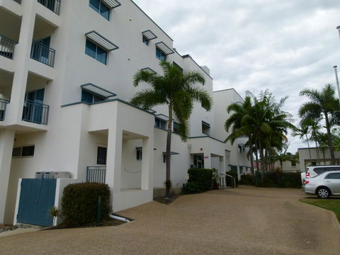 Madison Ocean Breeze Apartments - eAccommodation 8