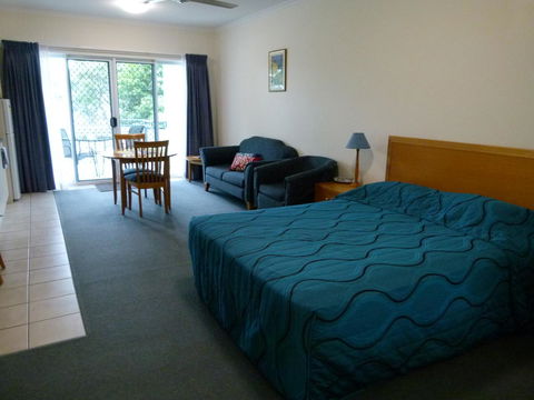 Madison Ocean Breeze Apartments - eAccommodation 28