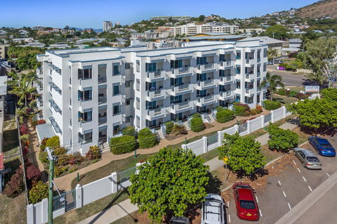 Madison Ocean Breeze Apartments - eAccommodation 1
