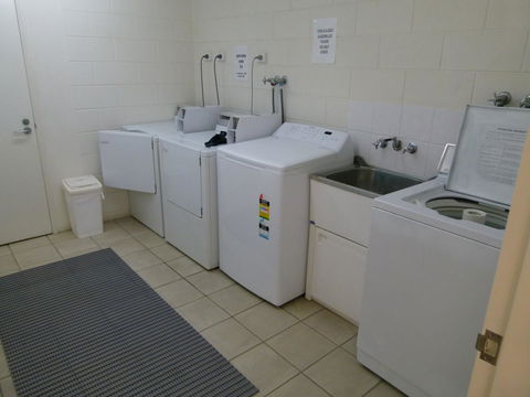 Madison Ocean Breeze Apartments - eAccommodation 36