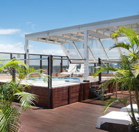 Tiki Hotel Apartments Surfers Paradise - eAccommodation