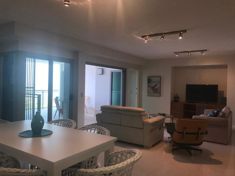 Proximity Waterfront Apartments - eAccommodation 6
