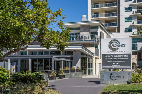 Proximity Waterfront Apartments - eAccommodation 30