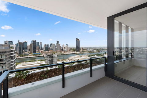 Ivy And Eve Apartments By CLLIX - eAccommodation 41