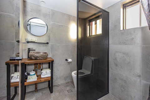 The Pink Hotel Coolangatta - eAccommodation 14