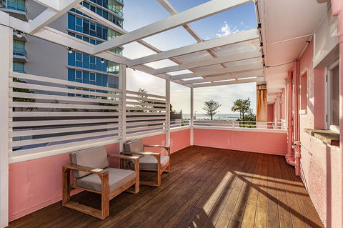 The Pink Hotel Coolangatta - eAccommodation 30