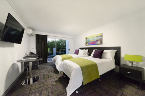 Mackay Oceanside Central Hotel Official - eAccommodation 25
