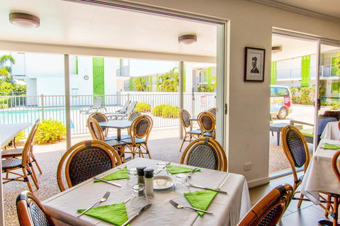 Mackay Oceanside Central Hotel Official - eAccommodation 4