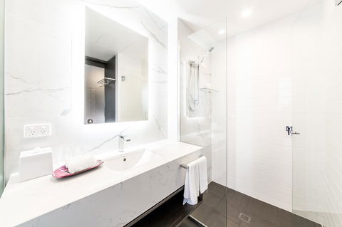 Sage Hotel James Street - eAccommodation 17