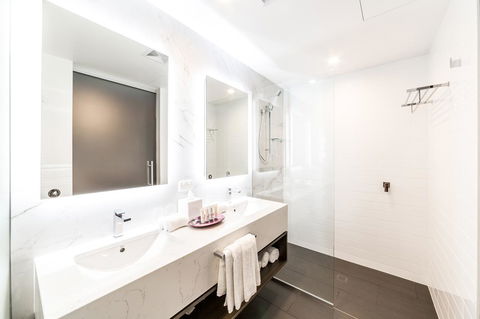 Sage Hotel James Street - eAccommodation 10