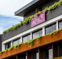 Sage Hotel James Street - eAccommodation