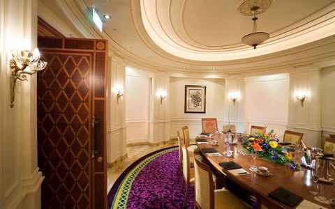 Imperial Hotel Gold Coast - eAccommodation 38