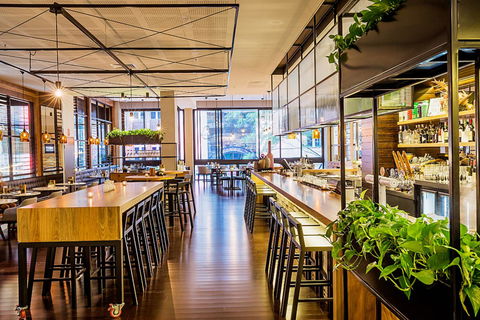 Hyatt Regency Brisbane - eAccommodation 19