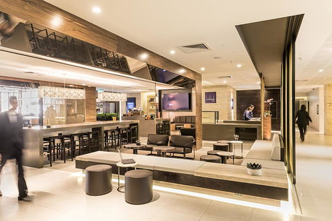 Hyatt Regency Brisbane - eAccommodation 16